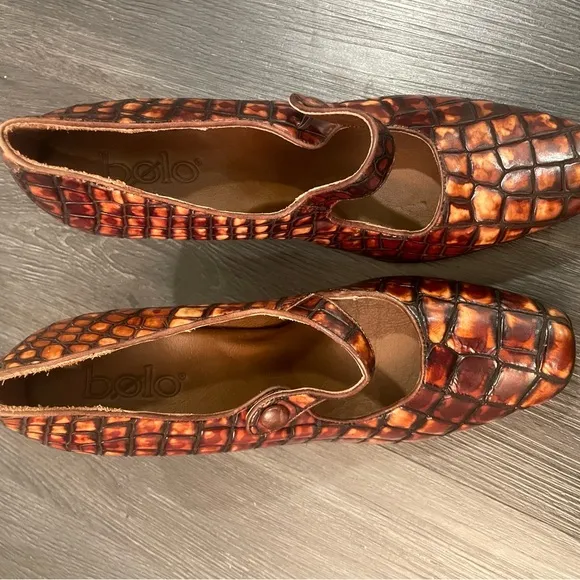 BOLO maryjane vintage leather &quot;snakeskin&quot; stacked heels with strap size 7.5