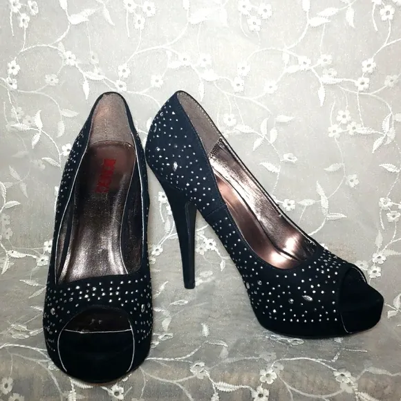 Bongo,platform heels,black velvet, women's size 6.5