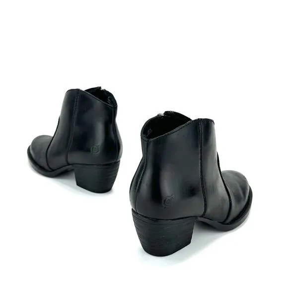 BORN BLACK GENUINE LEATHER HEELED WESTERN / COWBOY ANKLE BOOTS / BOOTIES