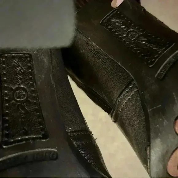 Born Crown 7M Brown Knee High Zip Up Heel Boot