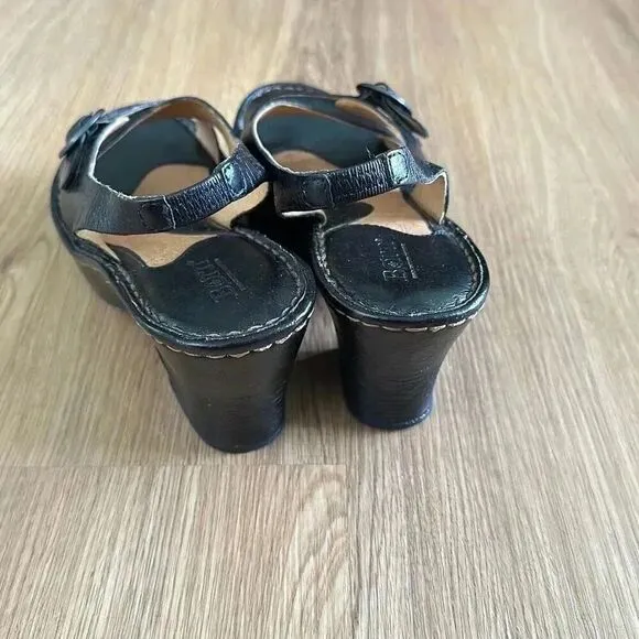 Born Leather Slingback Block Heel Sandals Women Size US 8