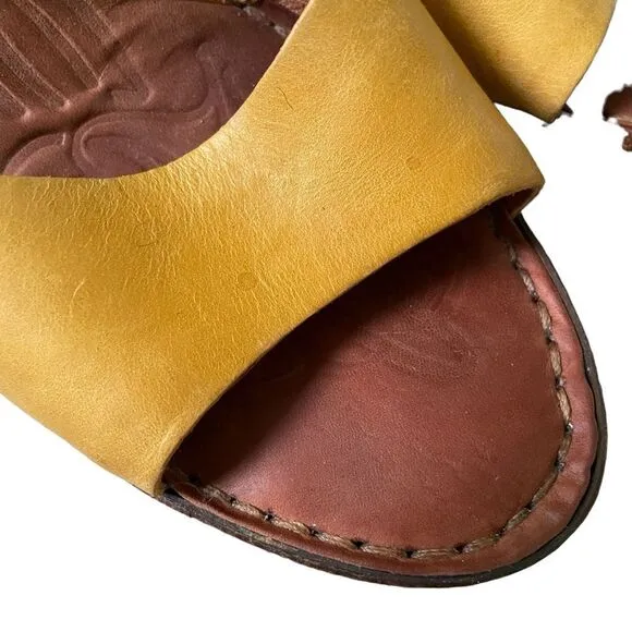 BORN Leather Wedge Summer Sandals Mustard Yellow Brown 8