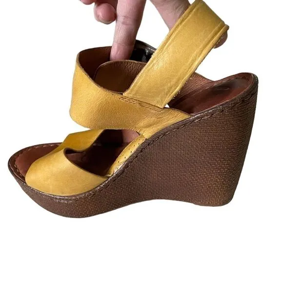 BORN Leather Wedge Summer Sandals Mustard Yellow Brown 8