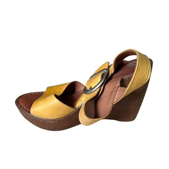BORN Leather Wedge Summer Sandals Mustard Yellow Brown 8