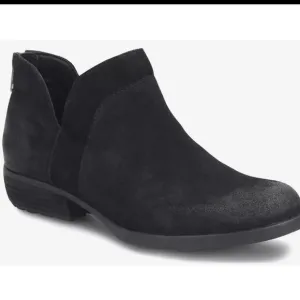 Born Kerri Black Suede Low Heel Ankle Boots Size 8