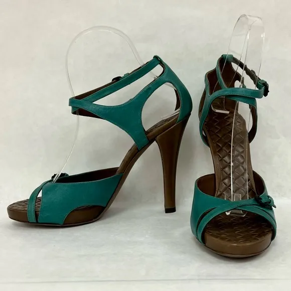 BOTTEGA VENETA Intrecciato Leather Sandal Shoes  EU 38.5 / US 8.5  New in Box