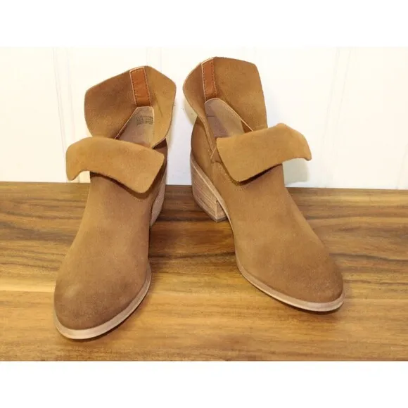 BP Women's Brice‎ Notched Brown Leather Foldover Ankle Booties Size 6.5 M