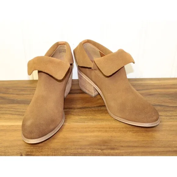 BP Women's Brice‎ Notched Brown Leather Foldover Ankle Booties Size 6.5 M