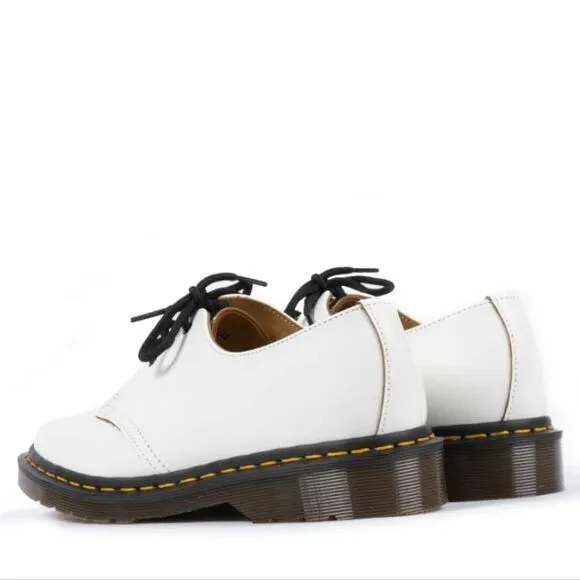 BRAND NEW DR MARTENS VINTAGE 1461 WHITE QUILON