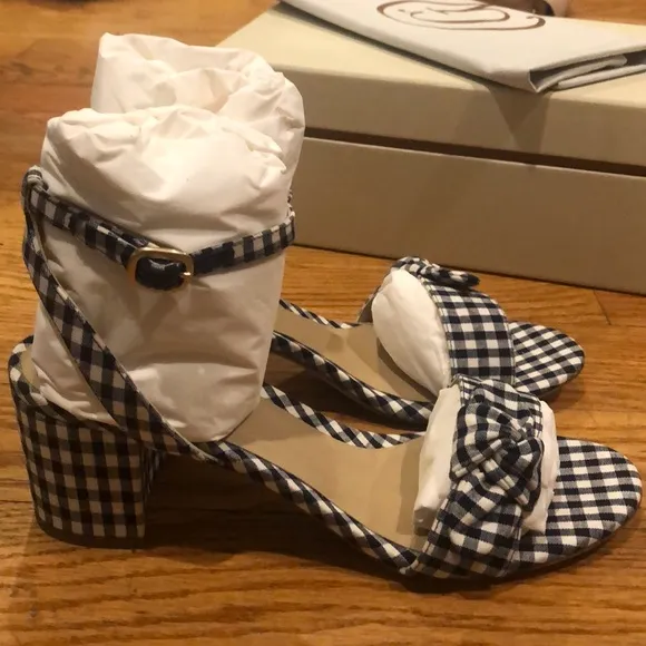 Brand new Draper James x M. Gemi gingham sandals