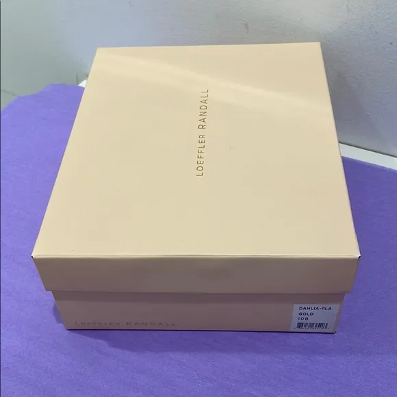 *brand new* loeffler randall sandals