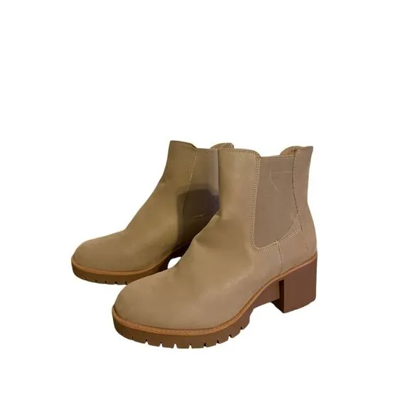 🟠Brand New Mia Amore Letty Lug Sole Chelsea Chunky Ankle Boots in Stone Size 10
