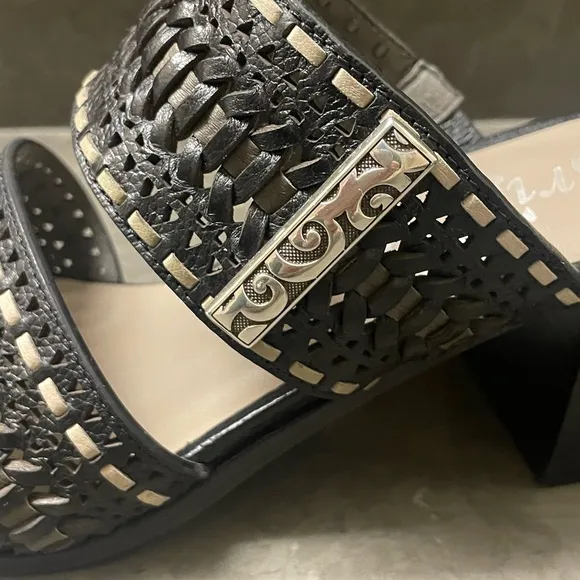BRIGHTON Tonia‎ Black Sandals Wedge Heels size 8 1/2 8.5 Leather Shoes Silver