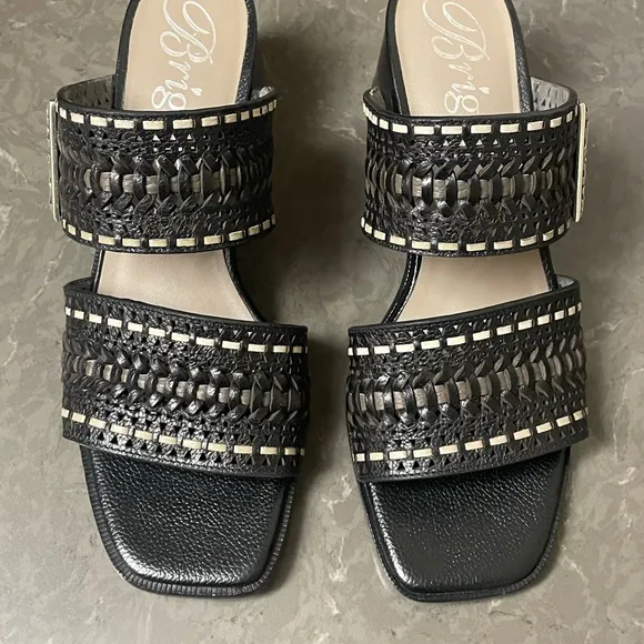 BRIGHTON Tonia‎ Black Sandals Wedge Heels size 8 1/2 8.5 Leather Shoes Silver