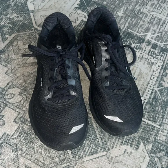 Brooks Adrenaline Gts 20 womens Running shoe size 8.5