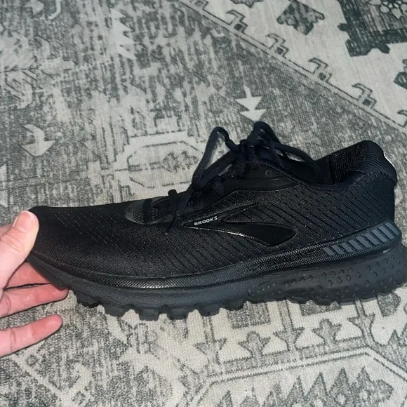Brooks Adrenaline Gts 20 womens Running shoe size 8.5