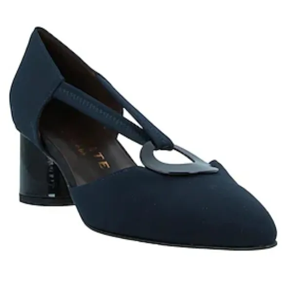 Brunate Made in Italy Flex Step Low Heel Pumps NIB w/ Dust Bag Navy Blue Size 6