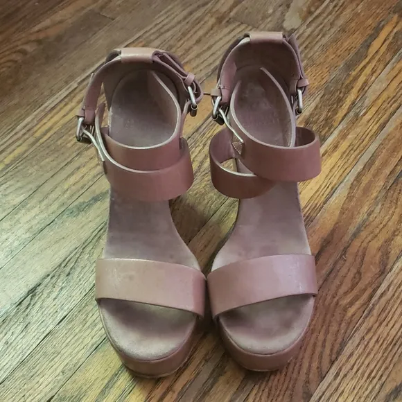 Brunello Cucinelli Leather Wedge strappy Sandals