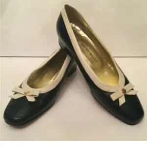 Bruno magli vintage chanel like bow pumps/shoes/heels 5.5 womens