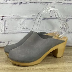 Bryr Gray Leather Wooden Heel Clogs Women's EU 38 US Size 8 Mules