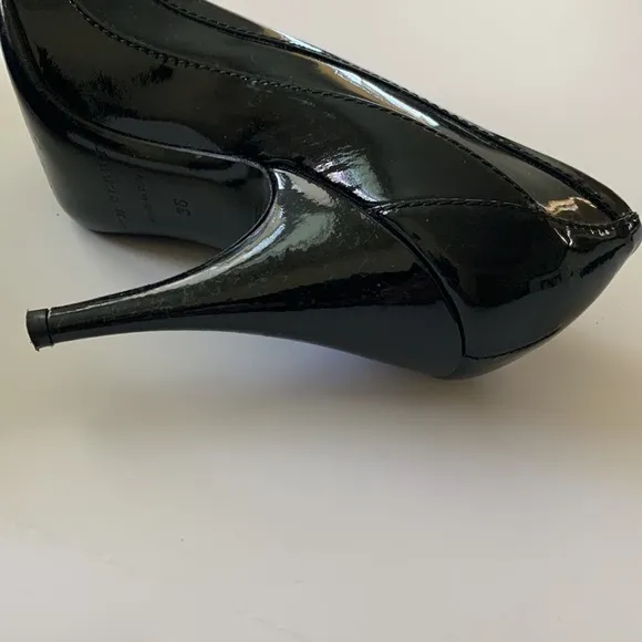 Burberry Black High Heel Shoes Size 6