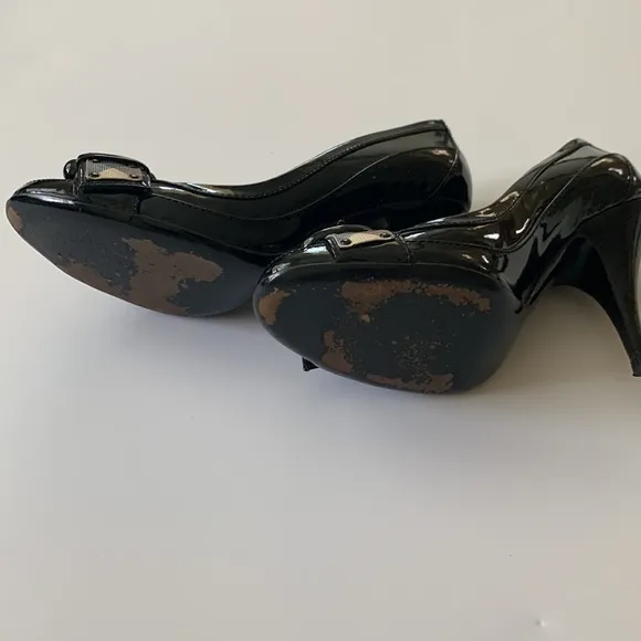 Burberry Black High Heel Shoes Size 6