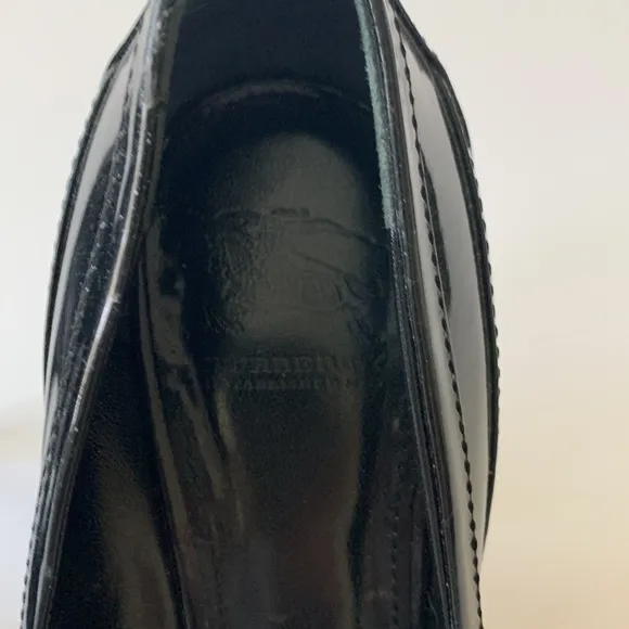 Burberry Black High Heel Shoes Size 6