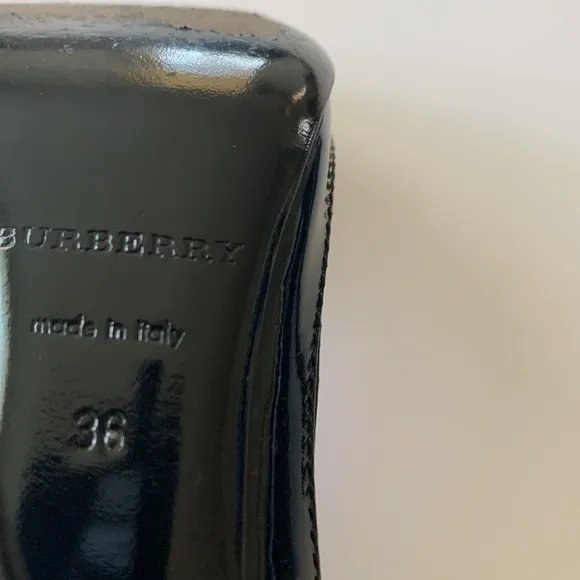 Burberry Black High Heel Shoes Size 6