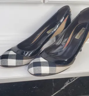 Burberry Women's Black and White Checkered Pumps