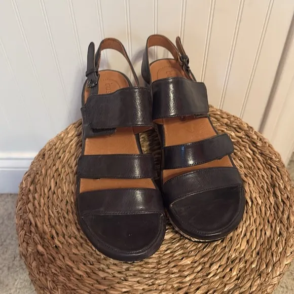 Bussola Black Leather Slingback Woven Wedge Sandals Womens Size 41