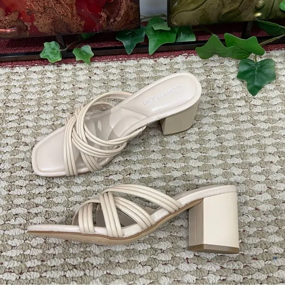 Calvin Klein Terisa Slide Sandals in Natural Size 6.5