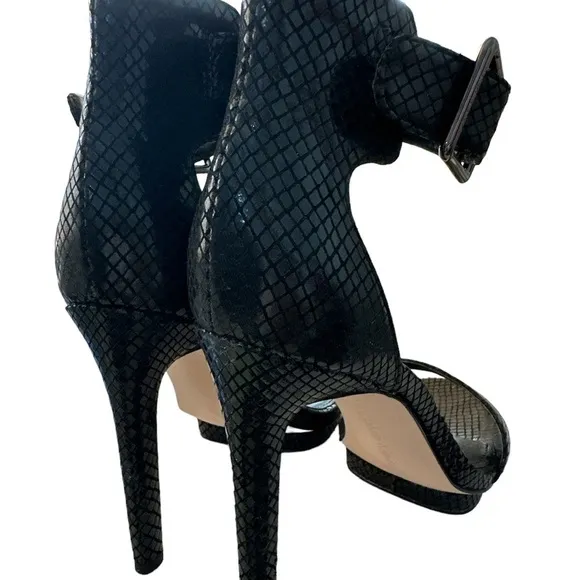 CALVIN KLEIN Vivian Patent Snake Skin Platform Heeled Open Toe Size 7M Blk Shoes