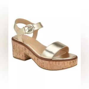 Calvin KleinWomen's Isleen Wedge Sandals