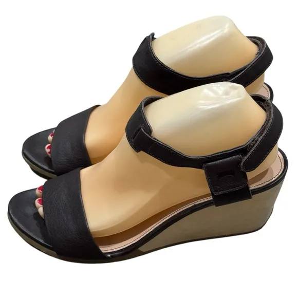 Camper Brown Leather Wedge Sandals Size 8.5 EUR 39 Hook and Loop Open Toe