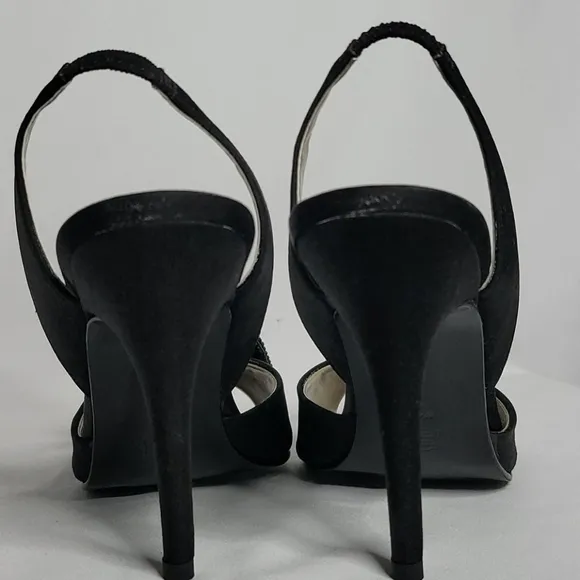 CAPARROS Jinelle Black Size 6 1/2 Evening Shoes