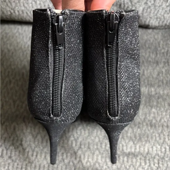 Caparros Pavlova Sparkly Black High Bootie Heels Open Toe Womens Size 8