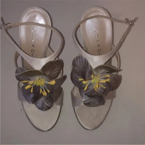 Casadei champagne colored satin heels shoes
