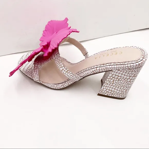 🆕{CECELIA NEW YORK} Hibiscus Leather Block Heel Slide Sandals