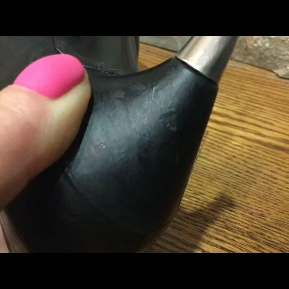 CELINE Black shoes with a small metal heel
