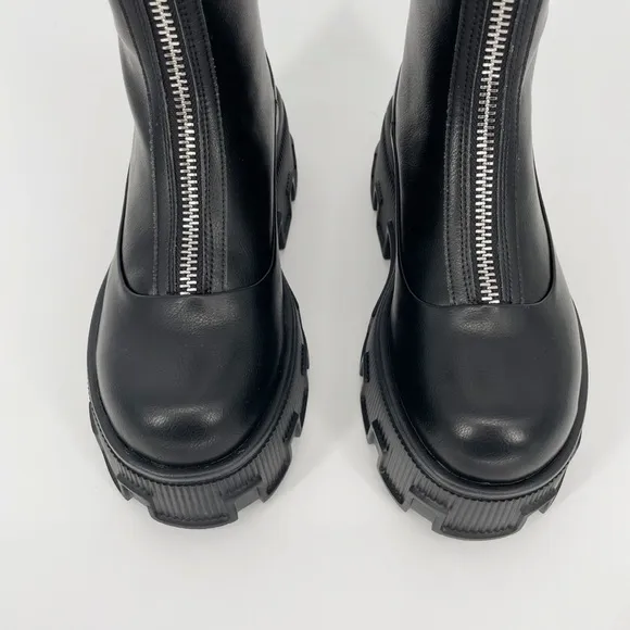 Charles &amp; Keith Women's Black Zip Up Lug Boots Y2K Chunky Combat Platform Moto