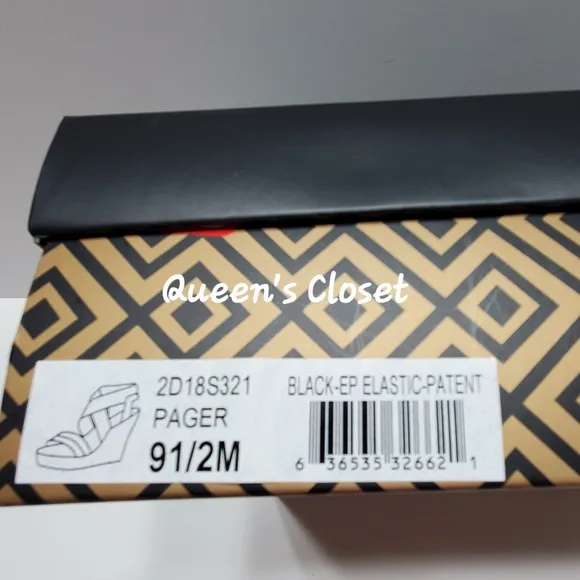 CHARLES BY CHARLES DAVID| Black Patent Leather Sandals|💥BRAND NEW| SIZE 9.5