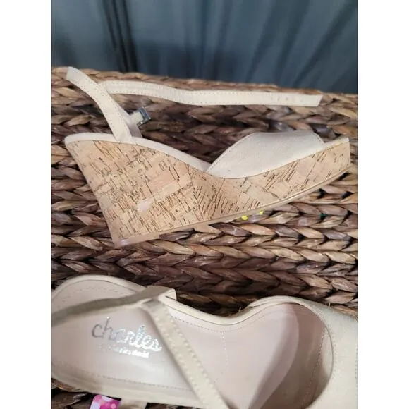Charles by Charles David Women's 8 M Beige Suede Formal Preppy Wedge Sandals