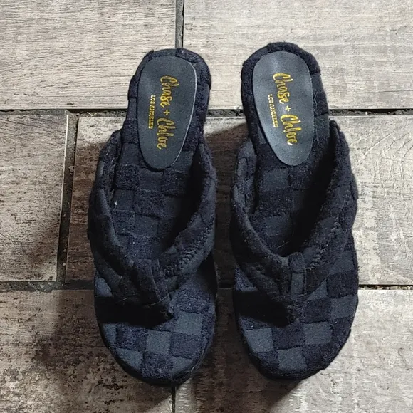 Chase   Chloe Wedge Thong Sandals Size 7.5