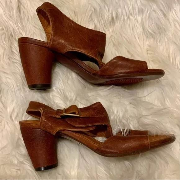 Chie Mihara Leather Block Heel Sandals, Size 36