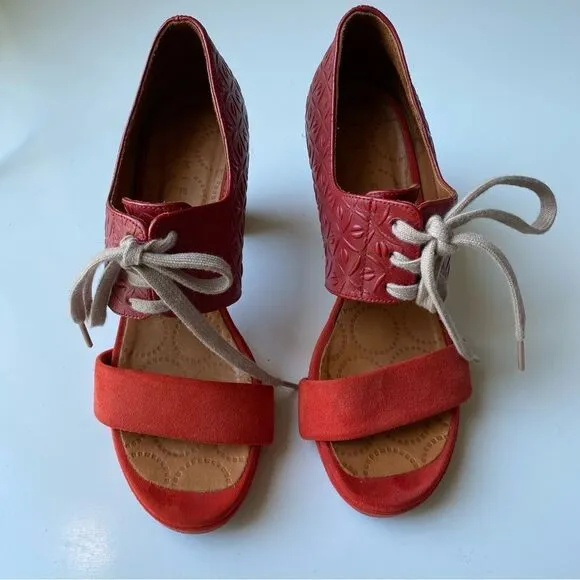 Chie Mihara Leather Embossed High Heel Sandals w/Lace Tie | Red Suede