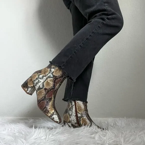 Chinese Laundry Davinna Snakeskin Booties Size 8