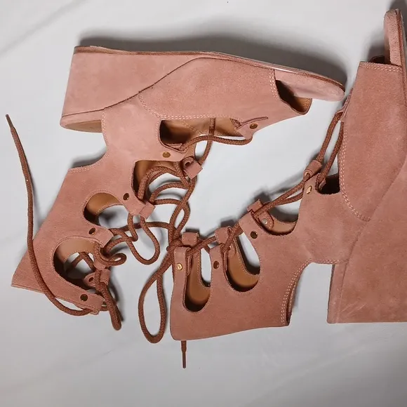 Chloe Gladiator Short Sandals in Camel Suede Platform Low Heel Lace Up Greek