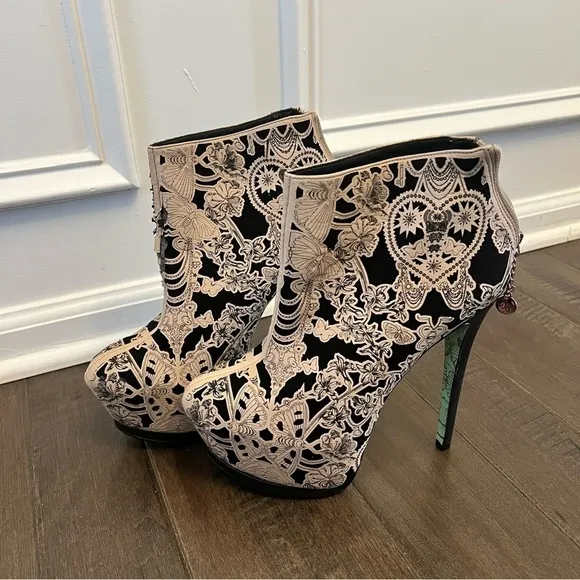 Chloe Green x TOPSHOP Lily Wing CJG Collection Platform Heels Booties Nude 39