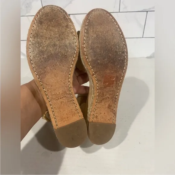 Chloe scallop wedge sandals