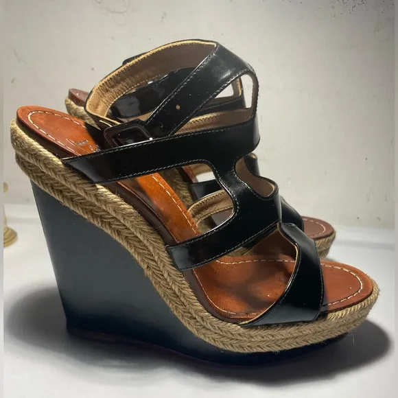 CHRISTIAN LOUBOUTIN Black patent leather cut out wedge sandals sz 37